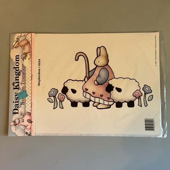 Daisy Kingdom Iron On Transfers. New in packaging. - Picture 4 of 5